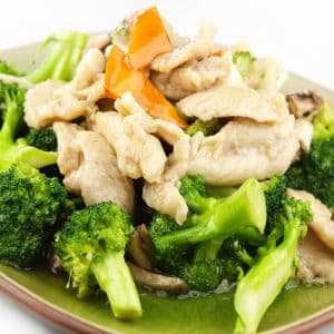 Broccoli Chicken / 芥蓝鸡片